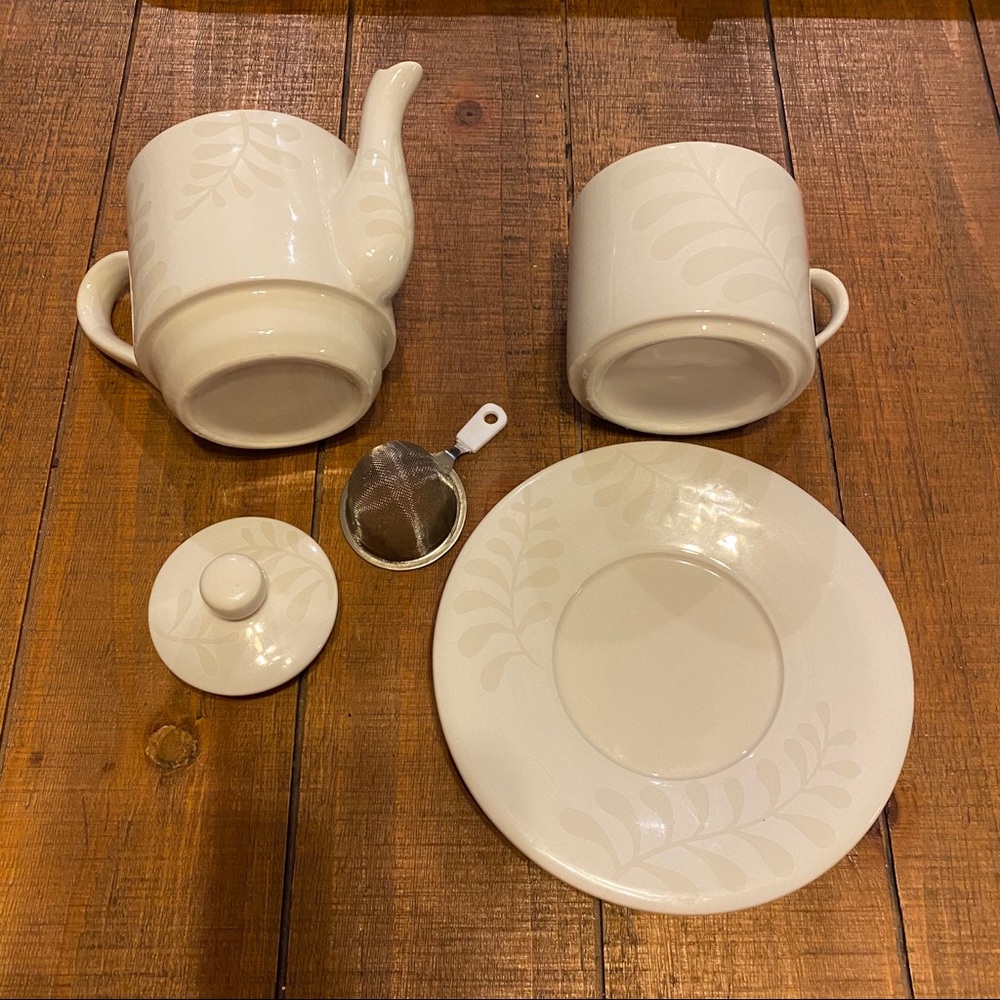 Charles Sadek Tea Set for one - Picture 2 of 6